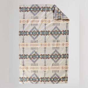 Pendleton Rancho Arroyo Organic Cotton Blanket